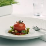 Strauchtomaten mit Ziegenfrischkäsecrème