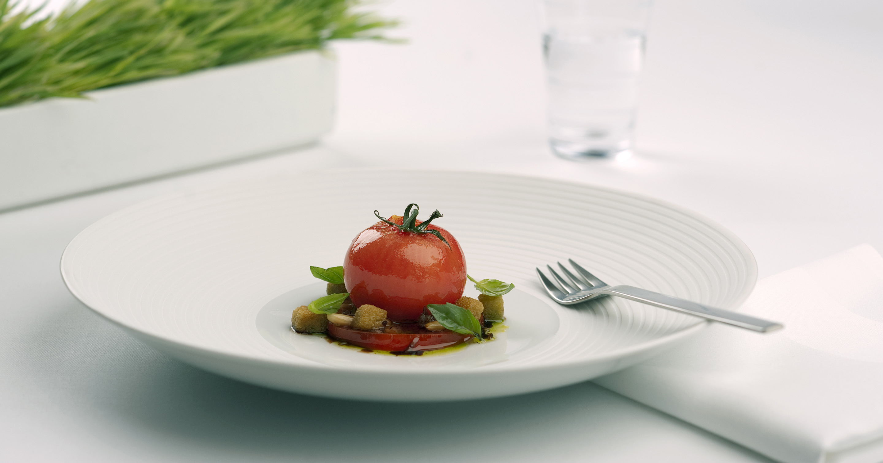 Strauchtomaten mit Ziegenfrischkäsecreme