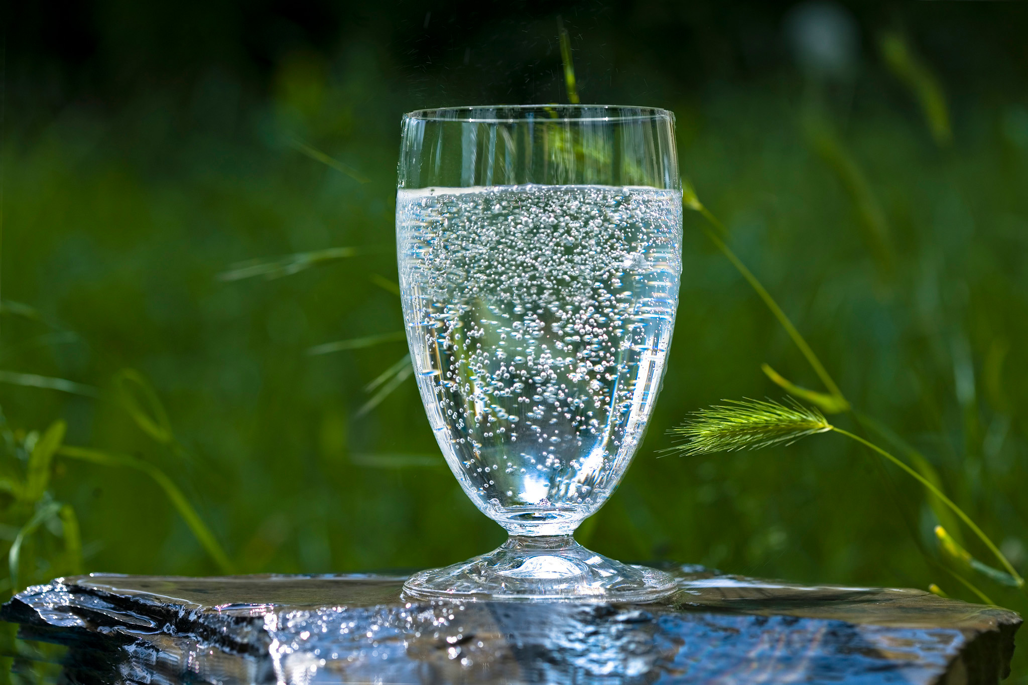 Das richtige Glas für Mineralwasser